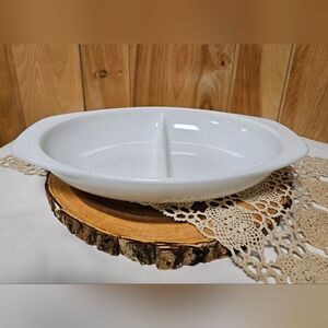 Vintage Pyrex 1063 White Opal Milk Glass 1.5 quart Oval Divided Serving